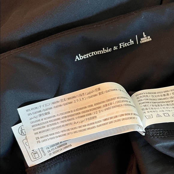 Abercrombie & Fitch Black Traveler Mini Dress w/ Built in Shorts - Size Large - Picture 15 of 15